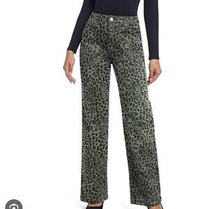 Leapard / animal Printed straight wide leg jeans size 2